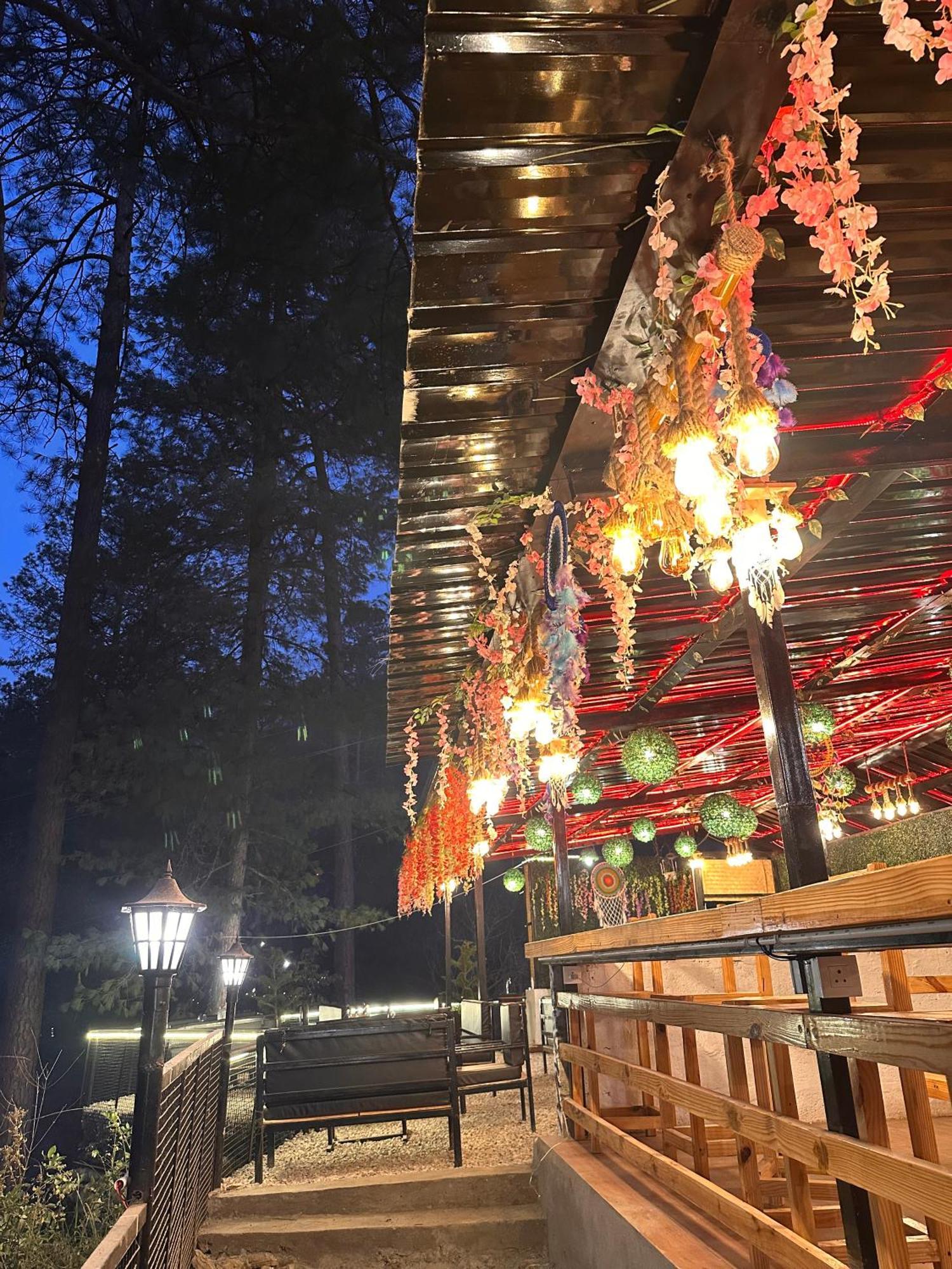 Ahava Kasol Riverside Cafe And Cottages Exteriör bild