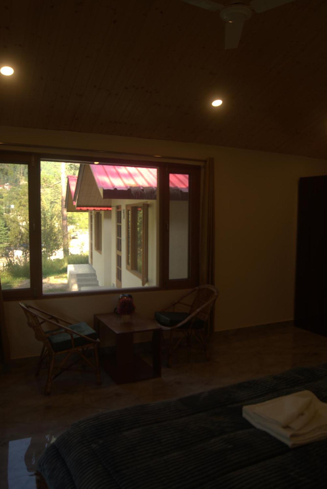 Ahava Kasol Riverside Cafe And Cottages Exteriör bild