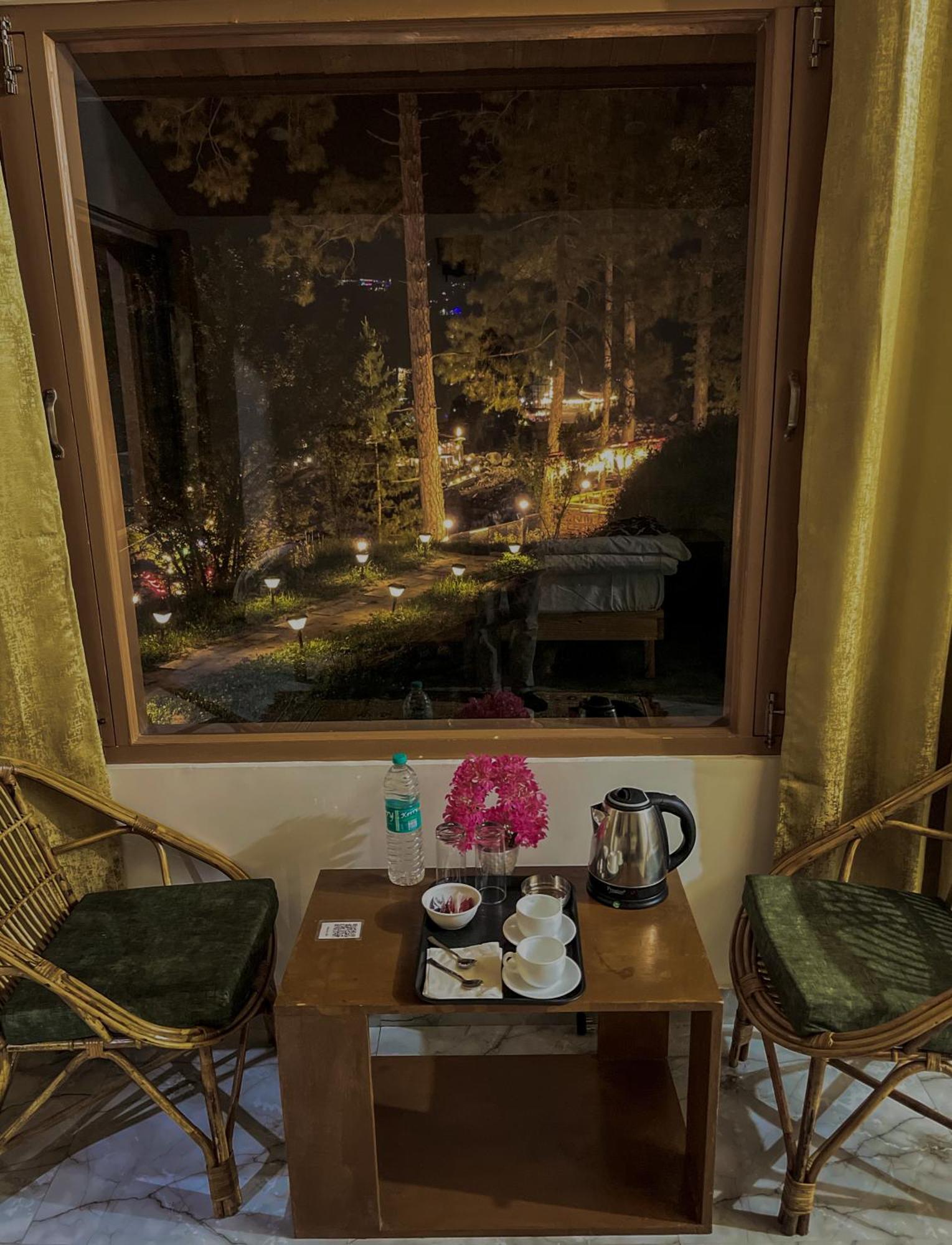 Ahava Kasol Riverside Cafe And Cottages Exteriör bild