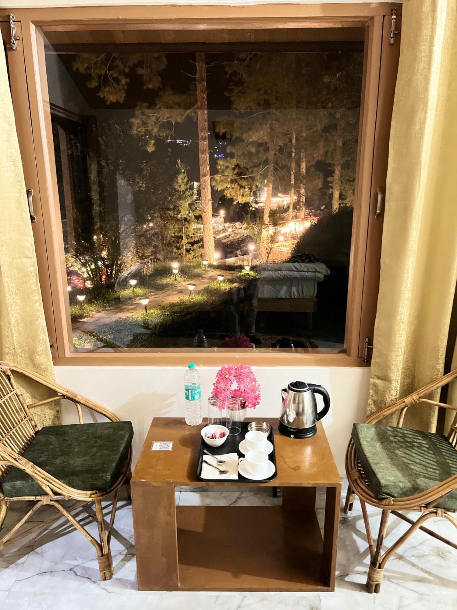 Ahava Kasol Riverside Cafe And Cottages Exteriör bild